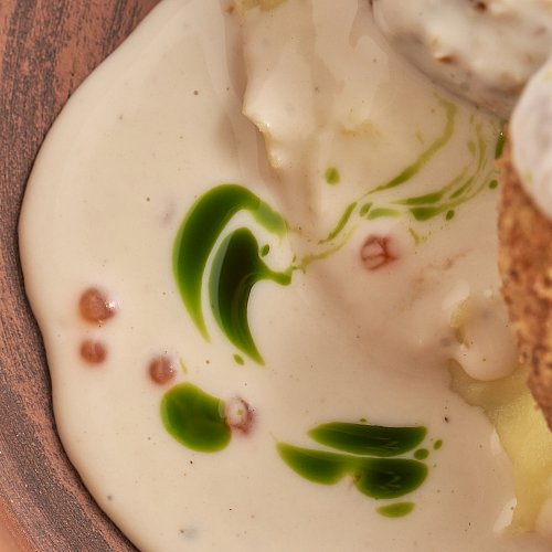 Котлета из щуки с красной икрой и картофельным пюре