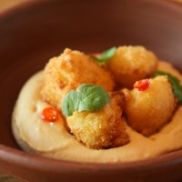 Хумус с цветной капустой в сухарях