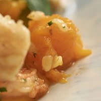 Салат с морепродуктами и кремом из тыквы