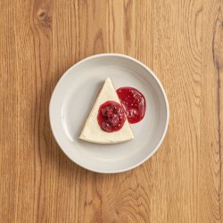 Чизкейк из брынзы с вишней