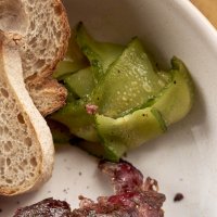 Баранина в смокере с баклажановой икрой и томатами