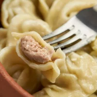 Пельмени классические со свининой и говядиной