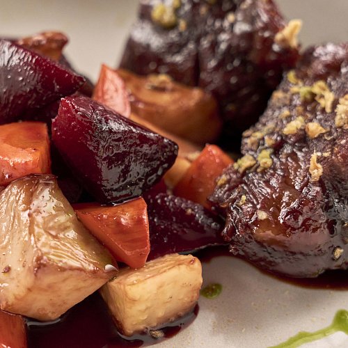 Говяжьи щёчки