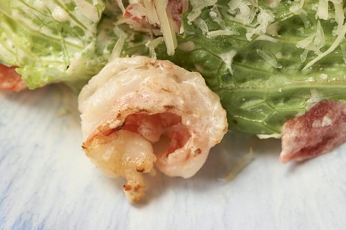 «Цезарь» с креветками