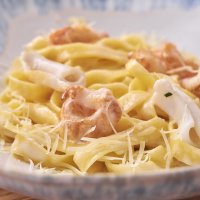 Фетучини с морепродуктами в сливочном соусом