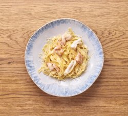 Фетучини с морепродуктами в сливочном соусом