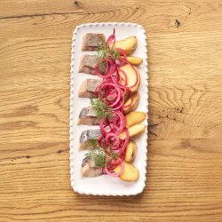 Сельдь с обжаренным картофелем