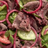 Салат с ростбифом