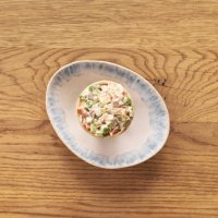 Салат Оливье в вафельном стаканчике