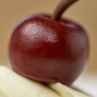 Фундучное финансье с ганашом и карамельным кремю