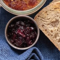 Паштет из порося с желе из кваса и луковым мармеладом