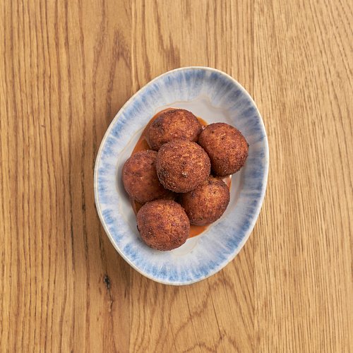 Крокеты из картофеля с подкопчённой свининой
