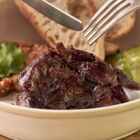 Баранина в смокере с баклажановой икрой и томатами