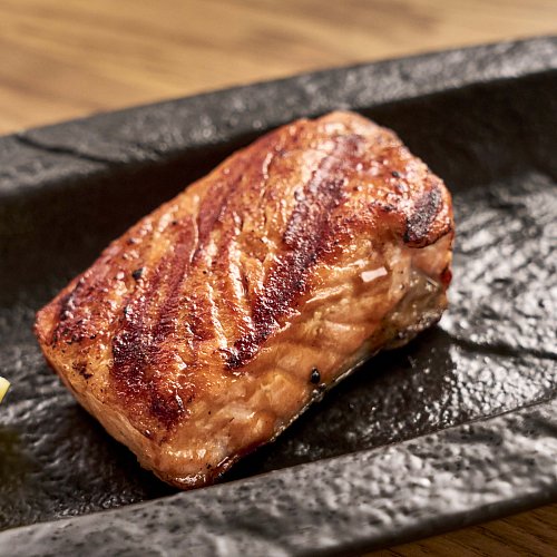 Стейк из лосося