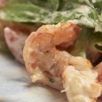 «Цезарь» с креветками